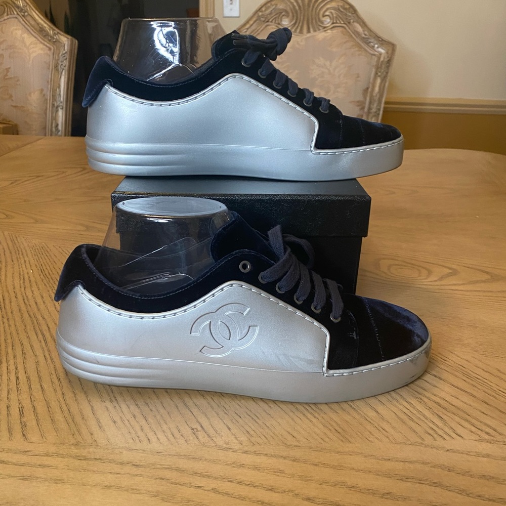 ❤️ Authentic CHANEL SNEAKERS